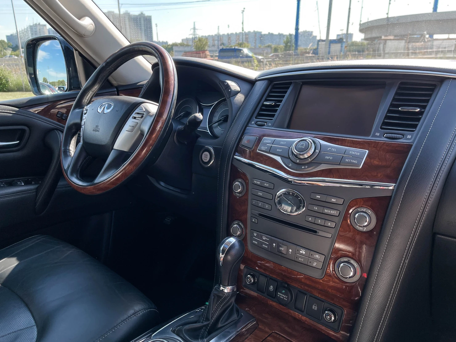 Infiniti QX80, 2017