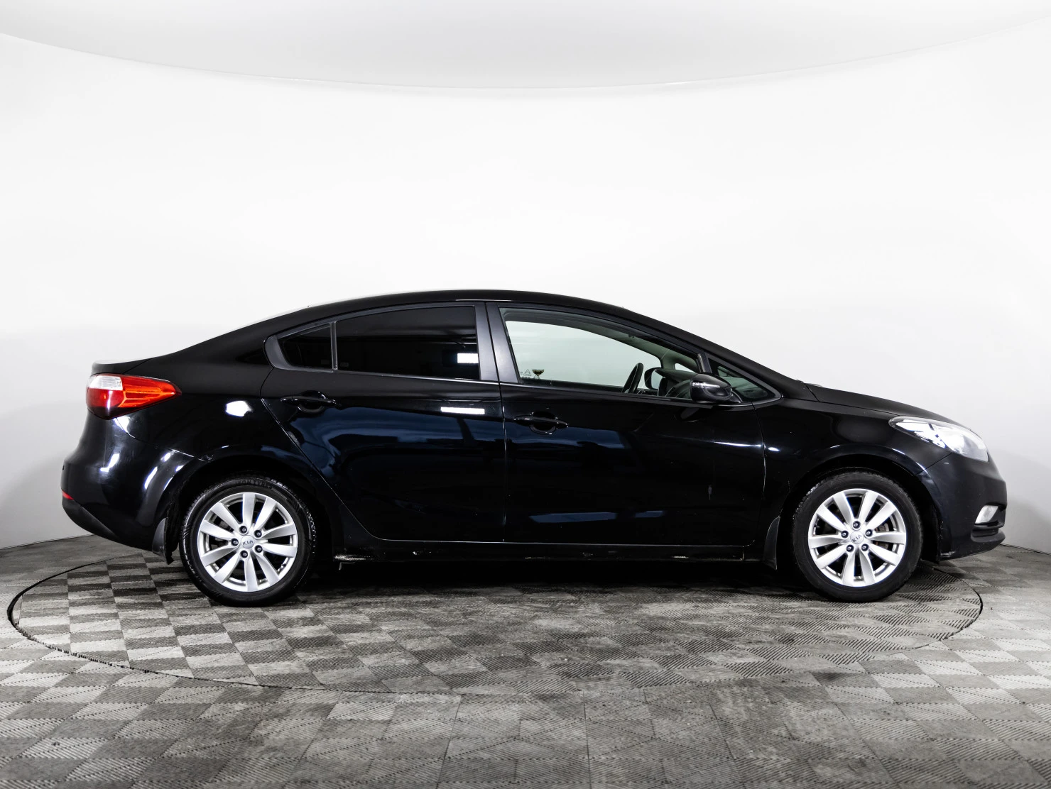 Kia Cerato, 2013