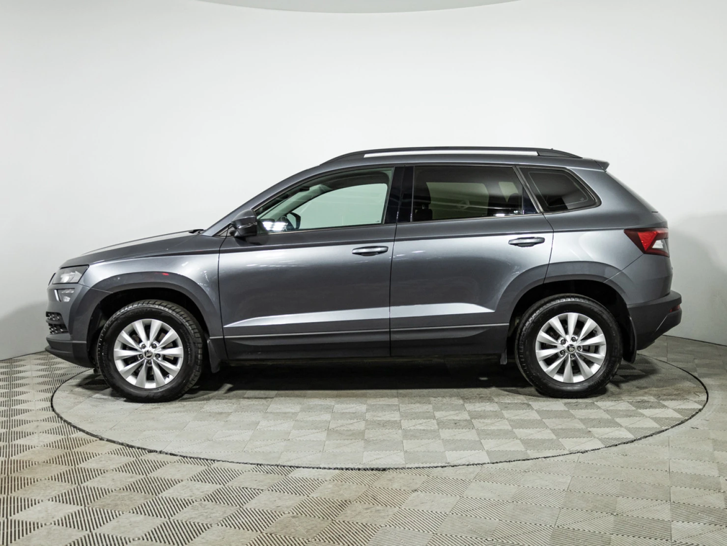 ŠKODA KAROQ, 2020