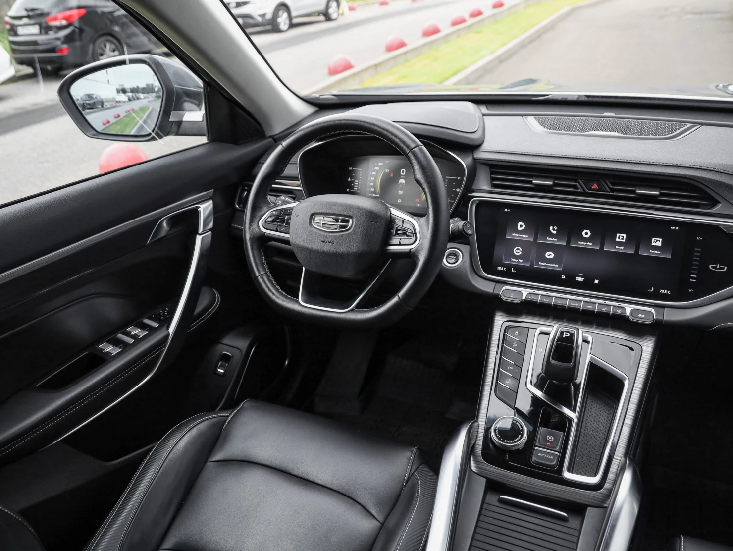 Geely Atlas Pro, 2021