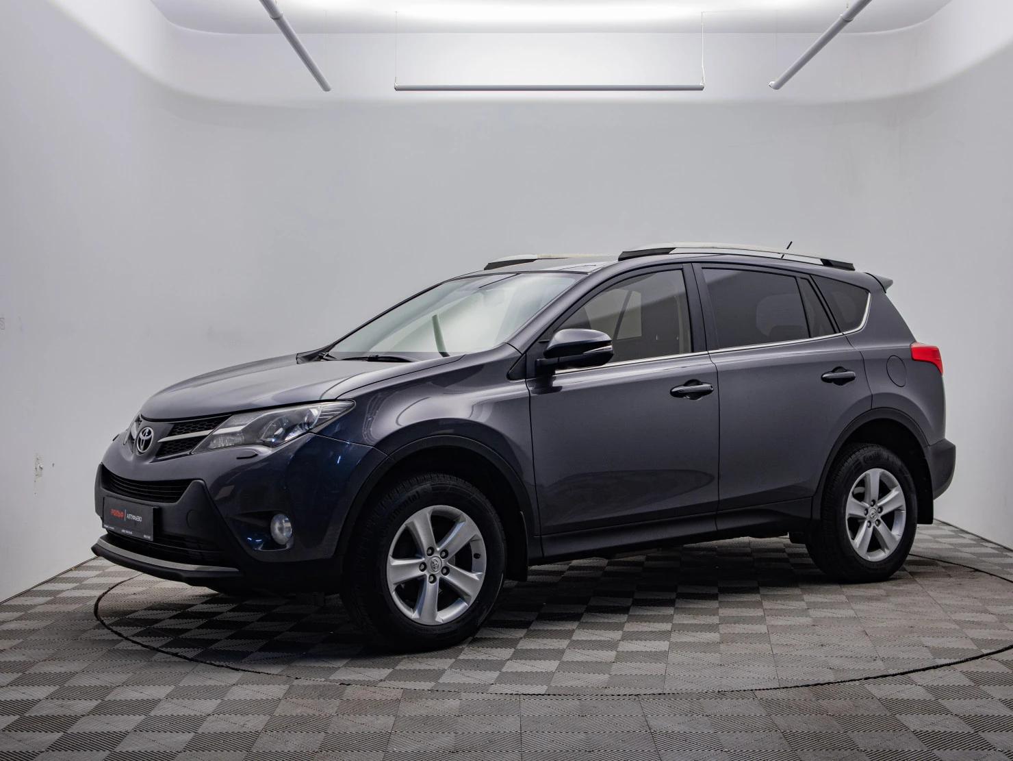 Toyota RAV4, 2013