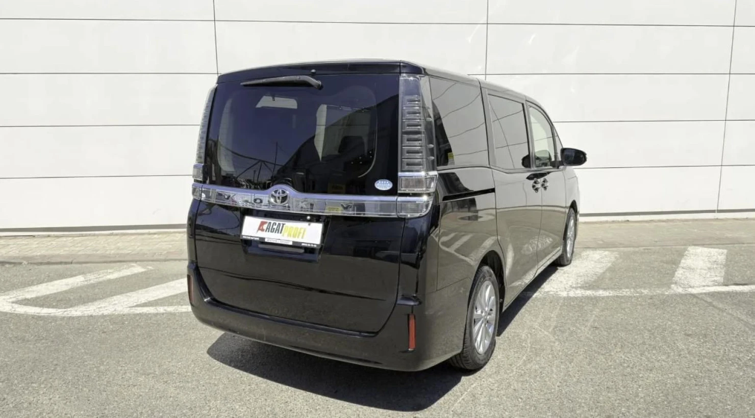 Toyota Voxy, 2019