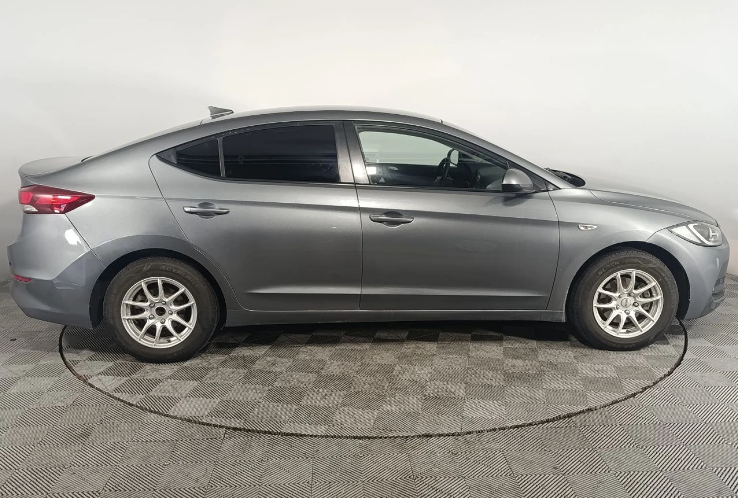 Hyundai Elantra, 2017