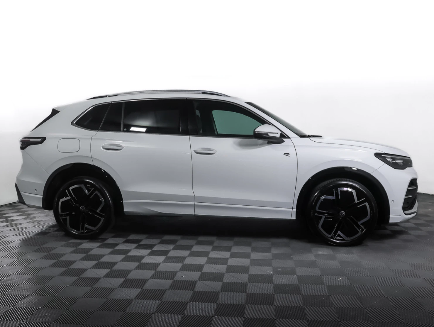 Volkswagen Tiguan, 2024