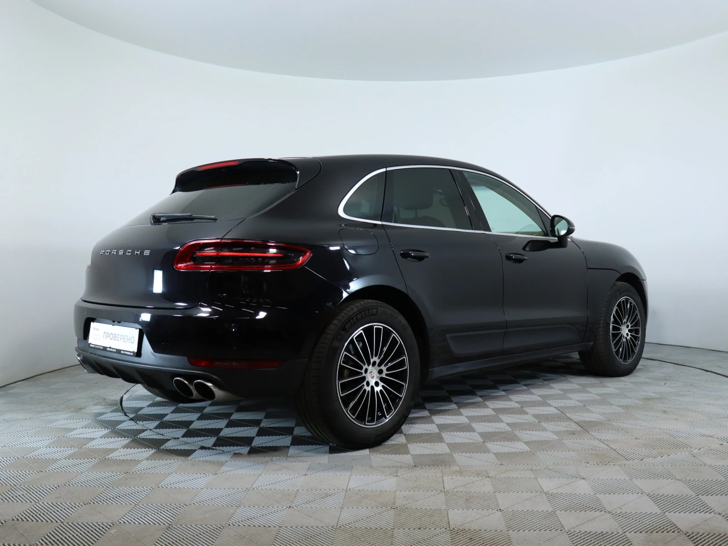 Porsche Macan, 2014