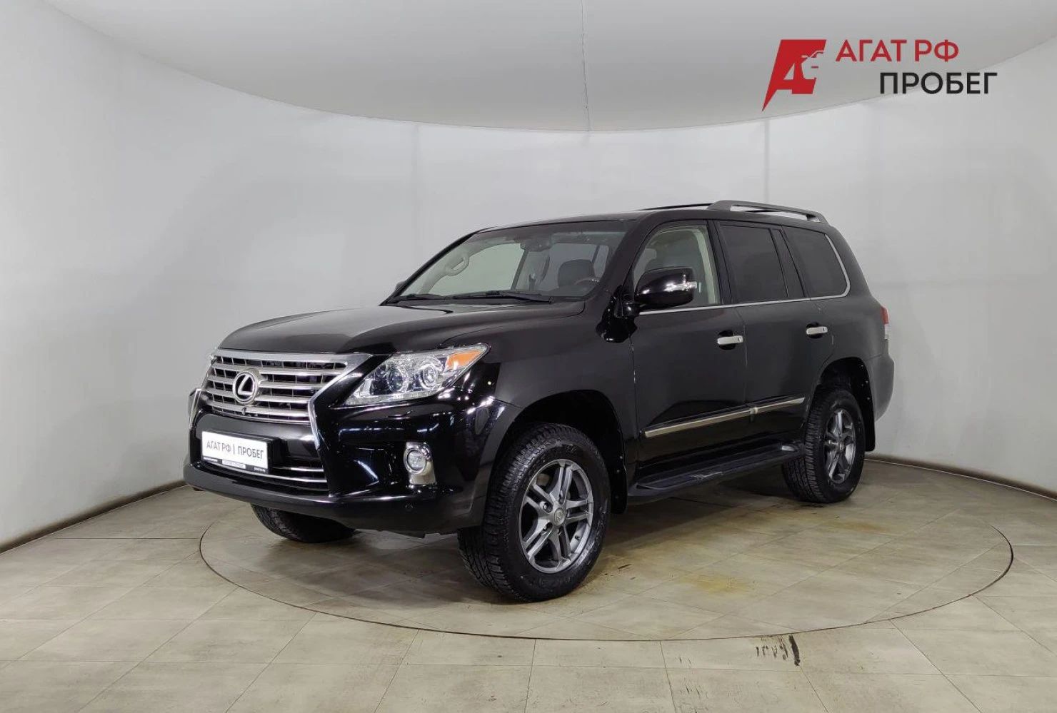 Lexus LX, 2013