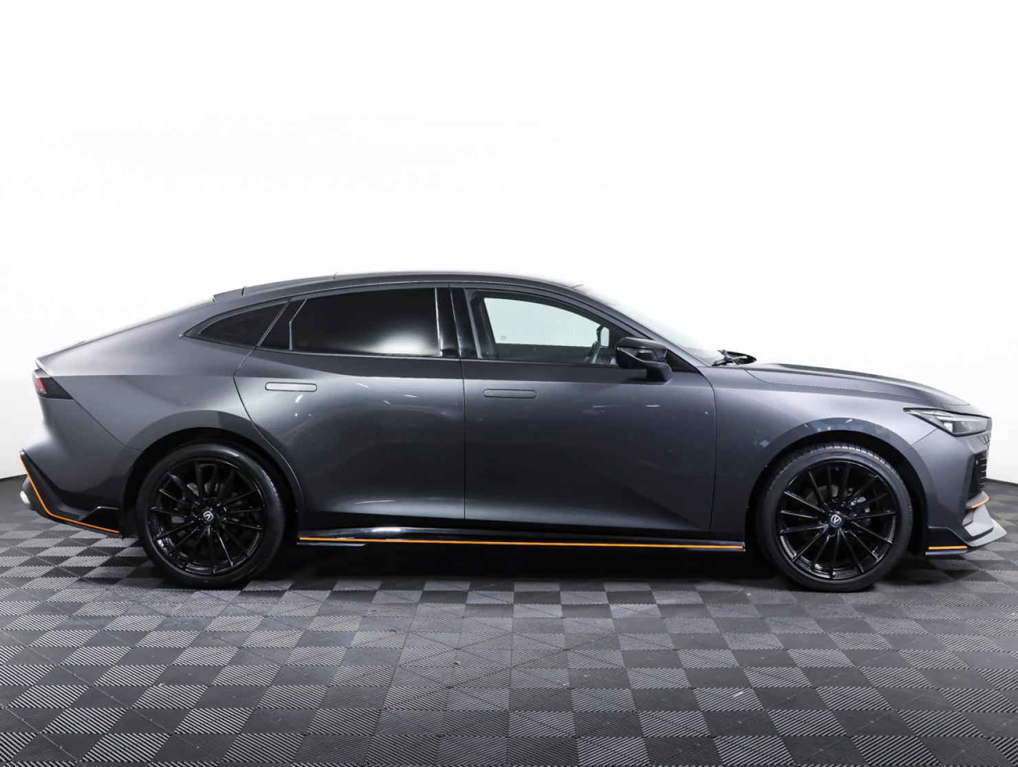 Changan UNI-V, 2023
