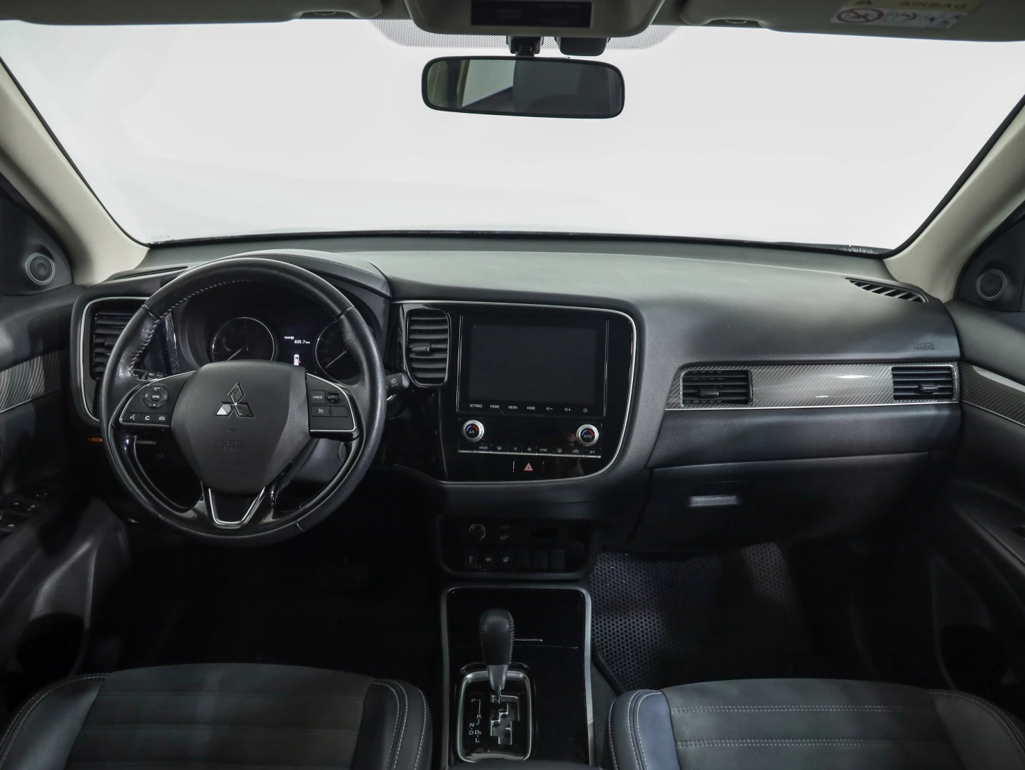 Mitsubishi OUTLANDER, 2022