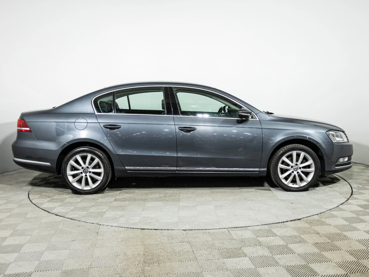 Volkswagen Passat, 2012