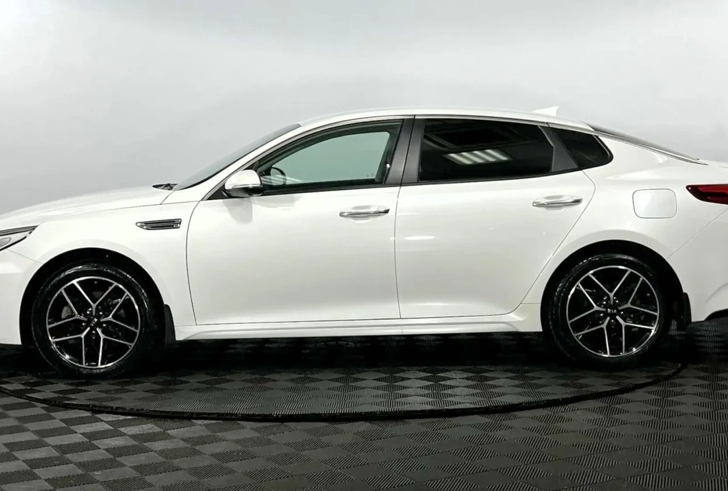 Kia Optima, 2019