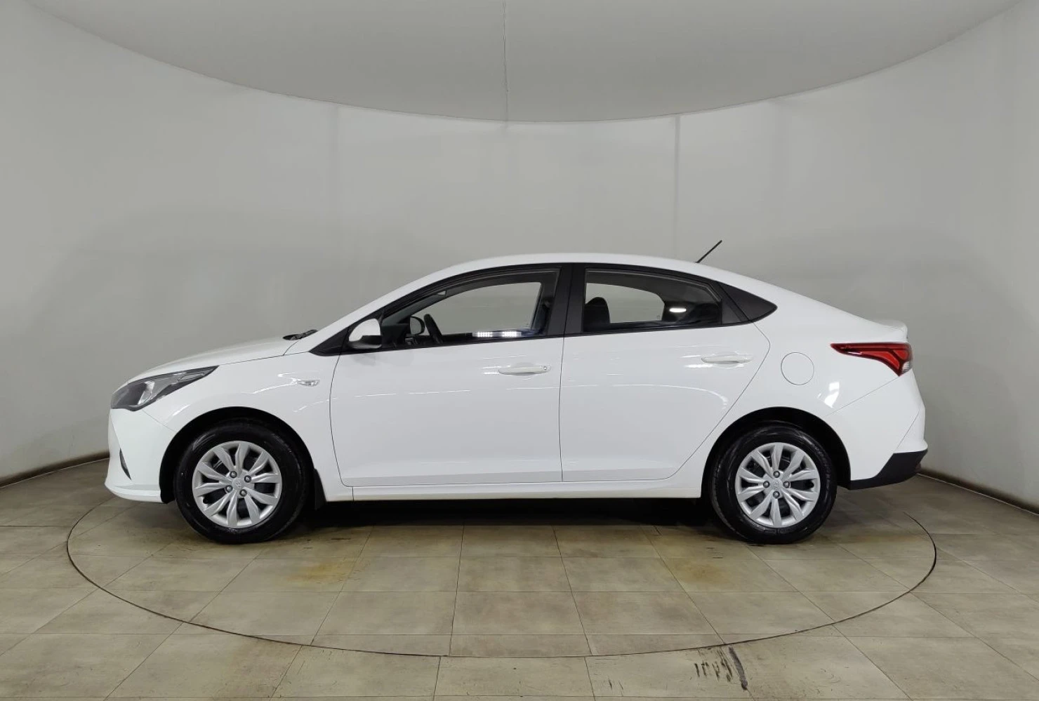 Hyundai Solaris, 2022