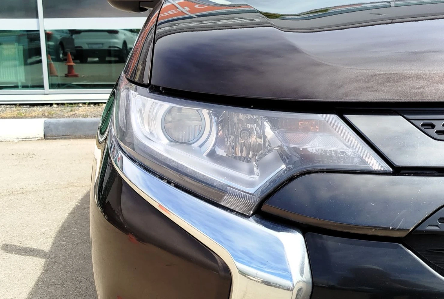 Mitsubishi OUTLANDER, 2021