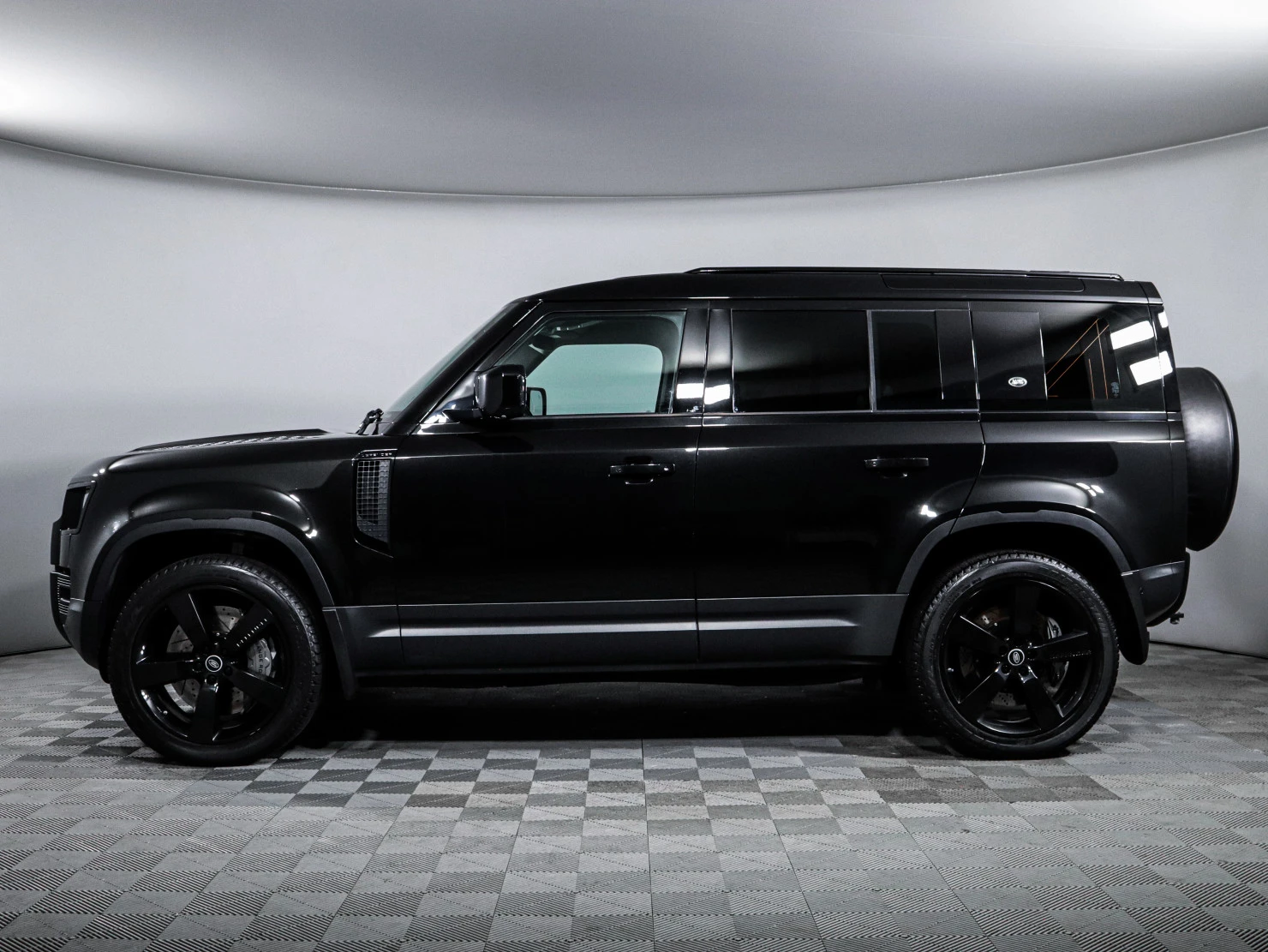 Land Rover Defender, 2021