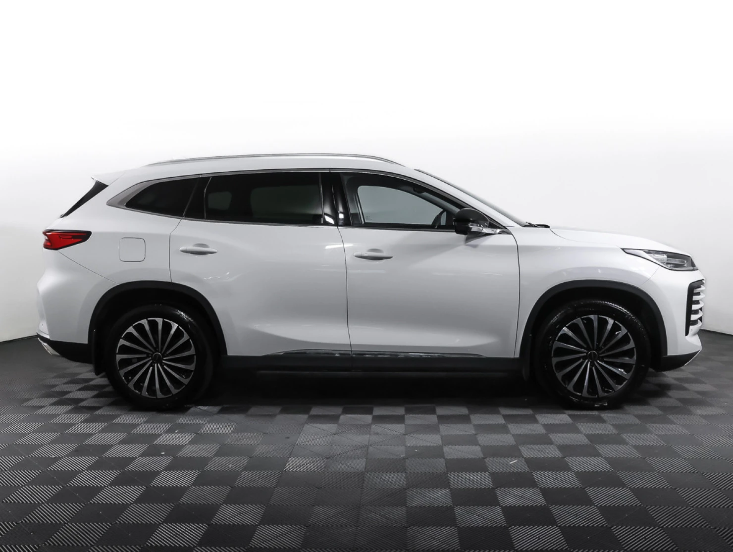 EXEED TXL, 2023