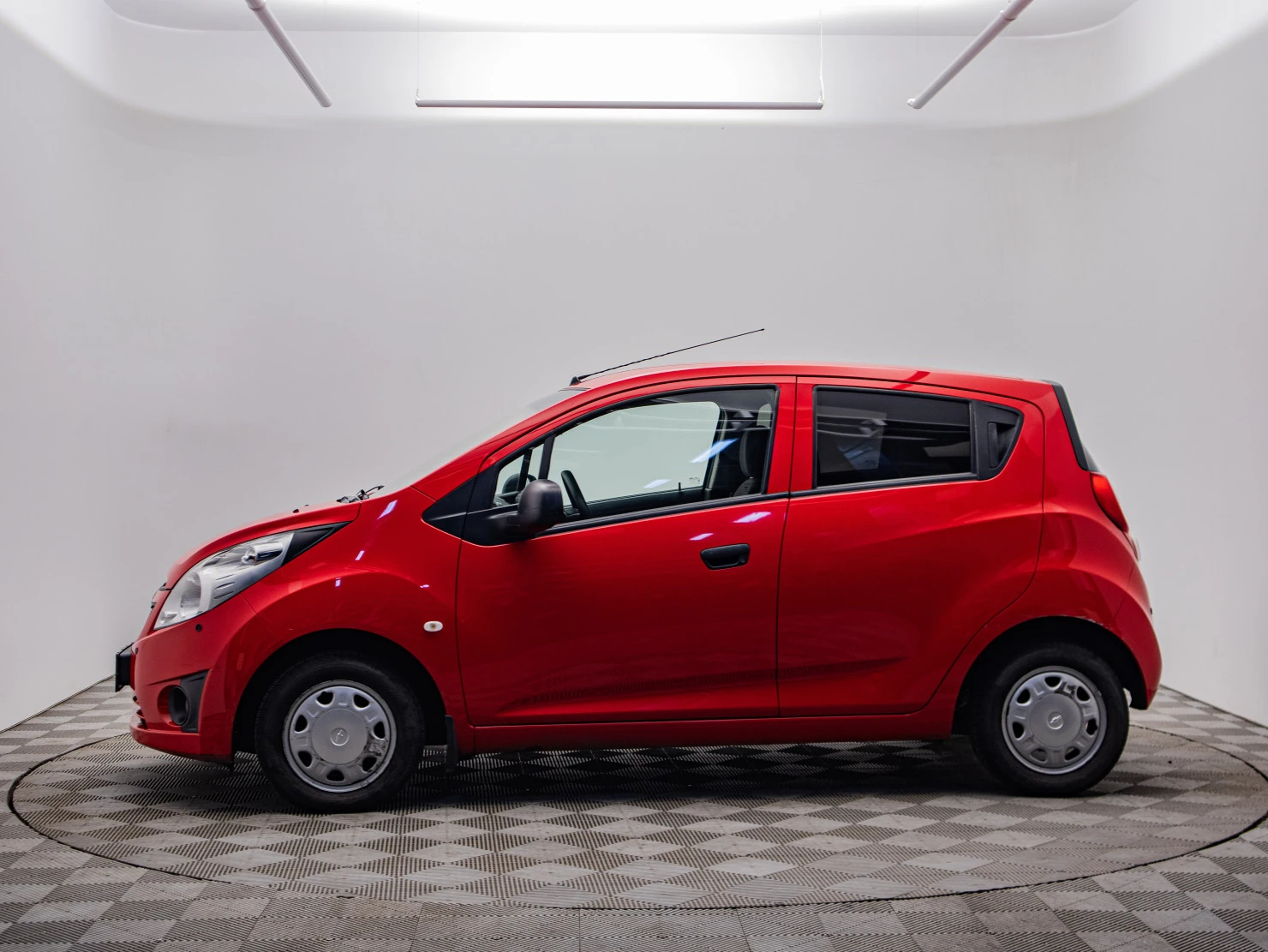Chevrolet Spark, 2013