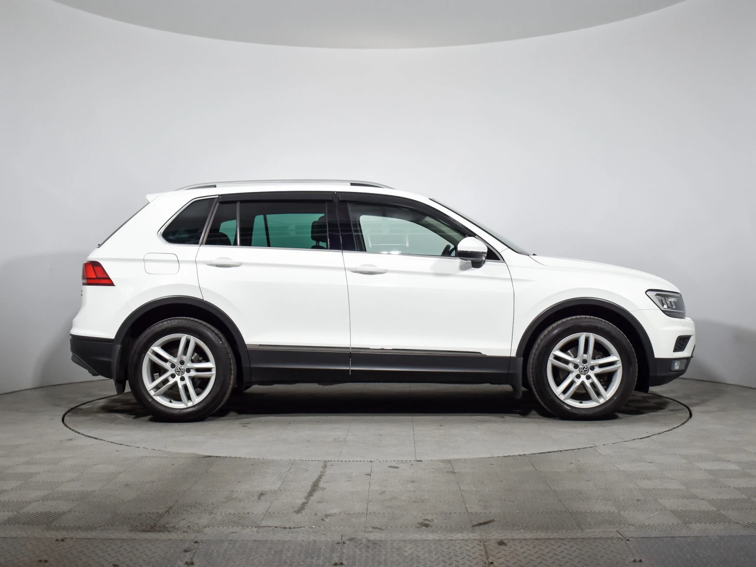 Volkswagen Tiguan, 2017
