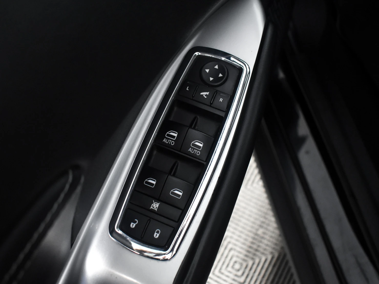 Dodge Journey, 2011