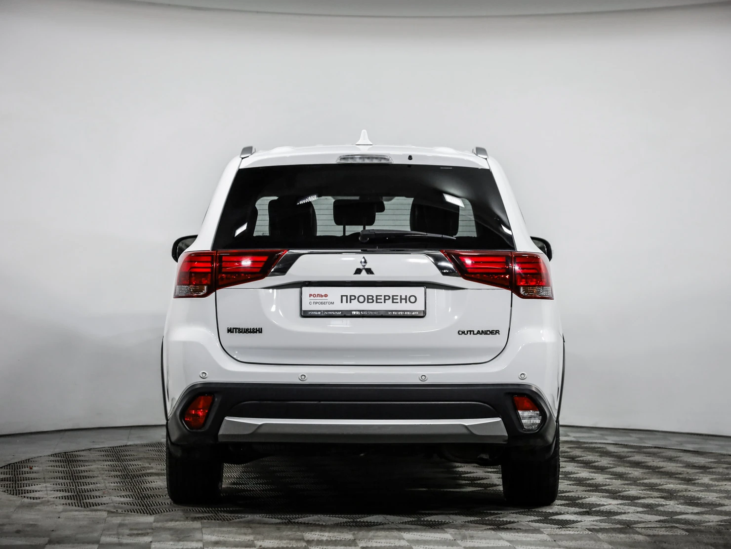 Mitsubishi OUTLANDER, 2017