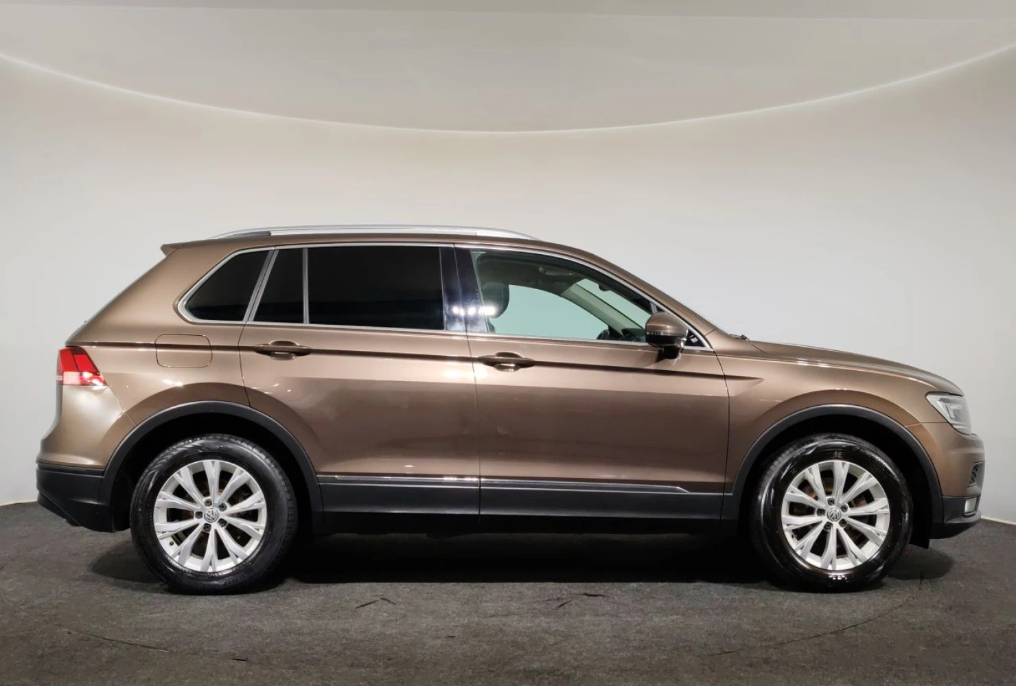 Volkswagen Tiguan, 2018