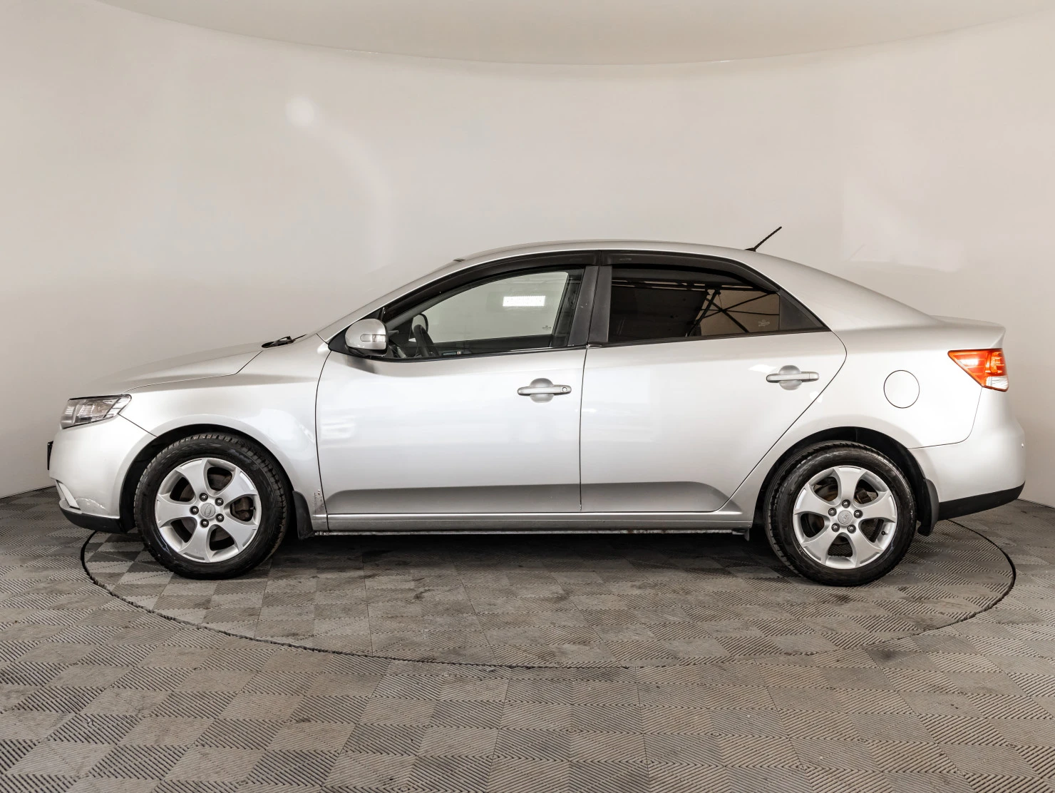 Kia Cerato, 2009