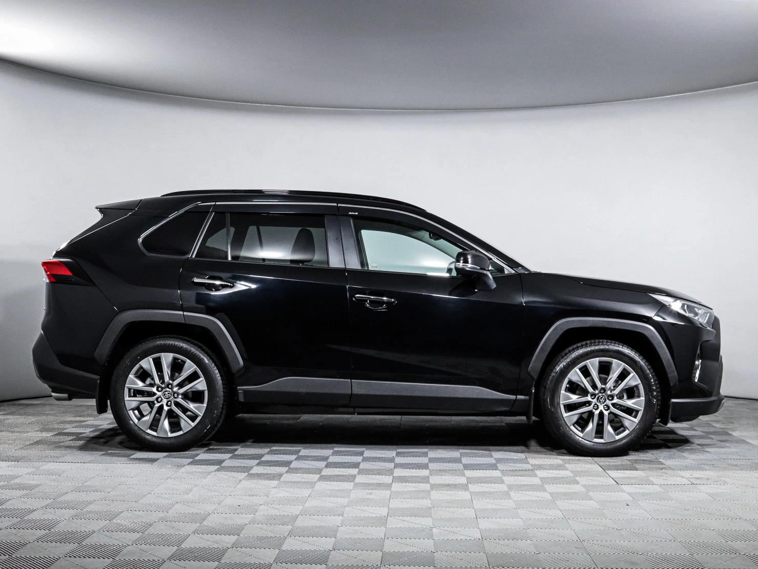 Toyota RAV4, 2020