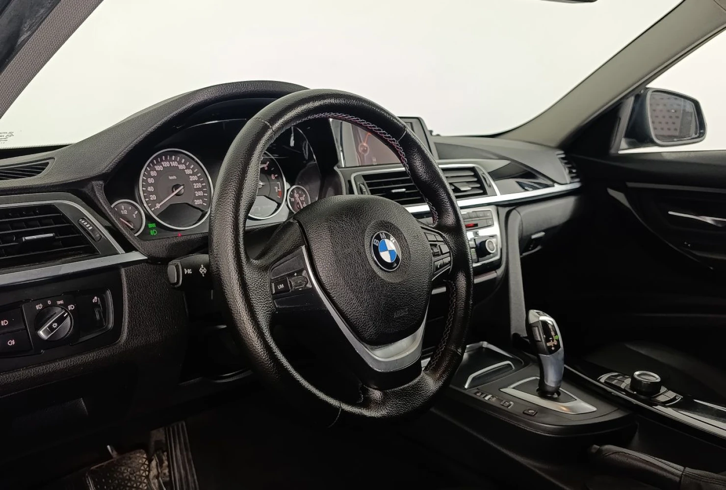 BMW 3 серии, 2015
