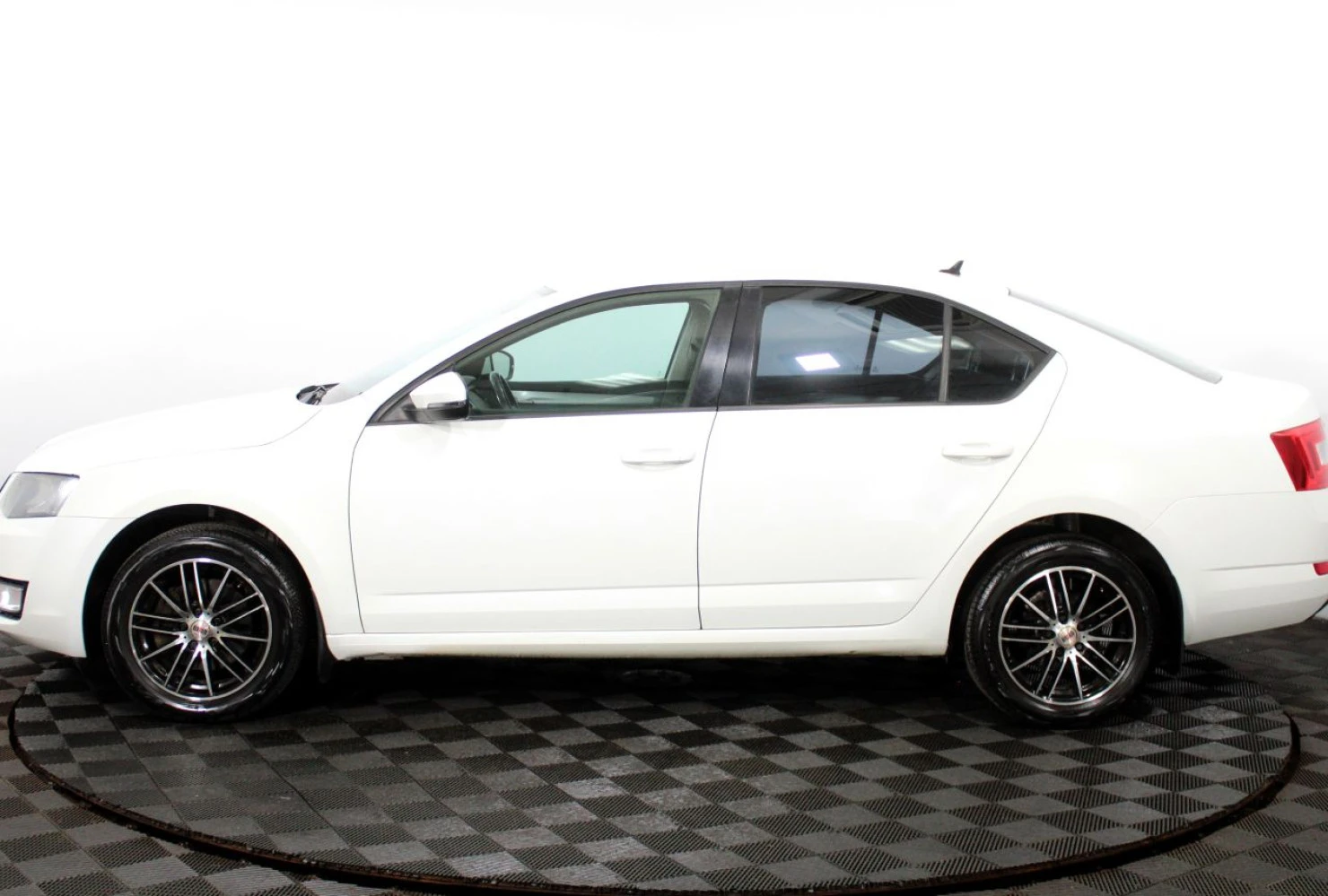 ŠKODA OCTAVIA, 2017