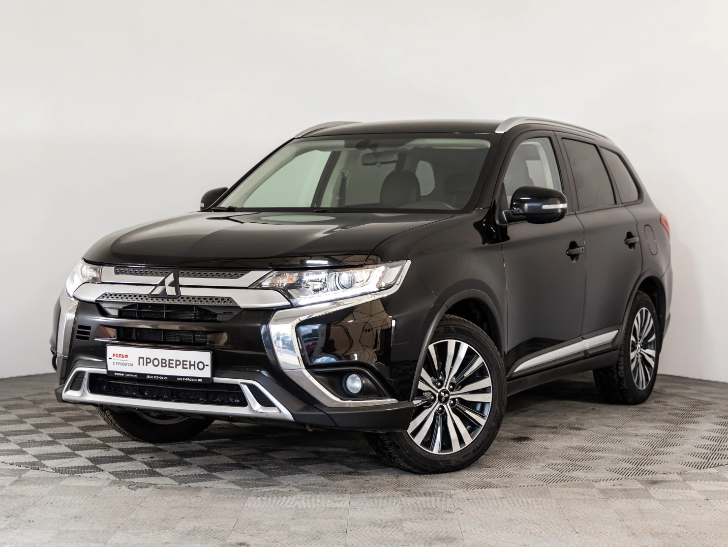 Mitsubishi OUTLANDER, 2020