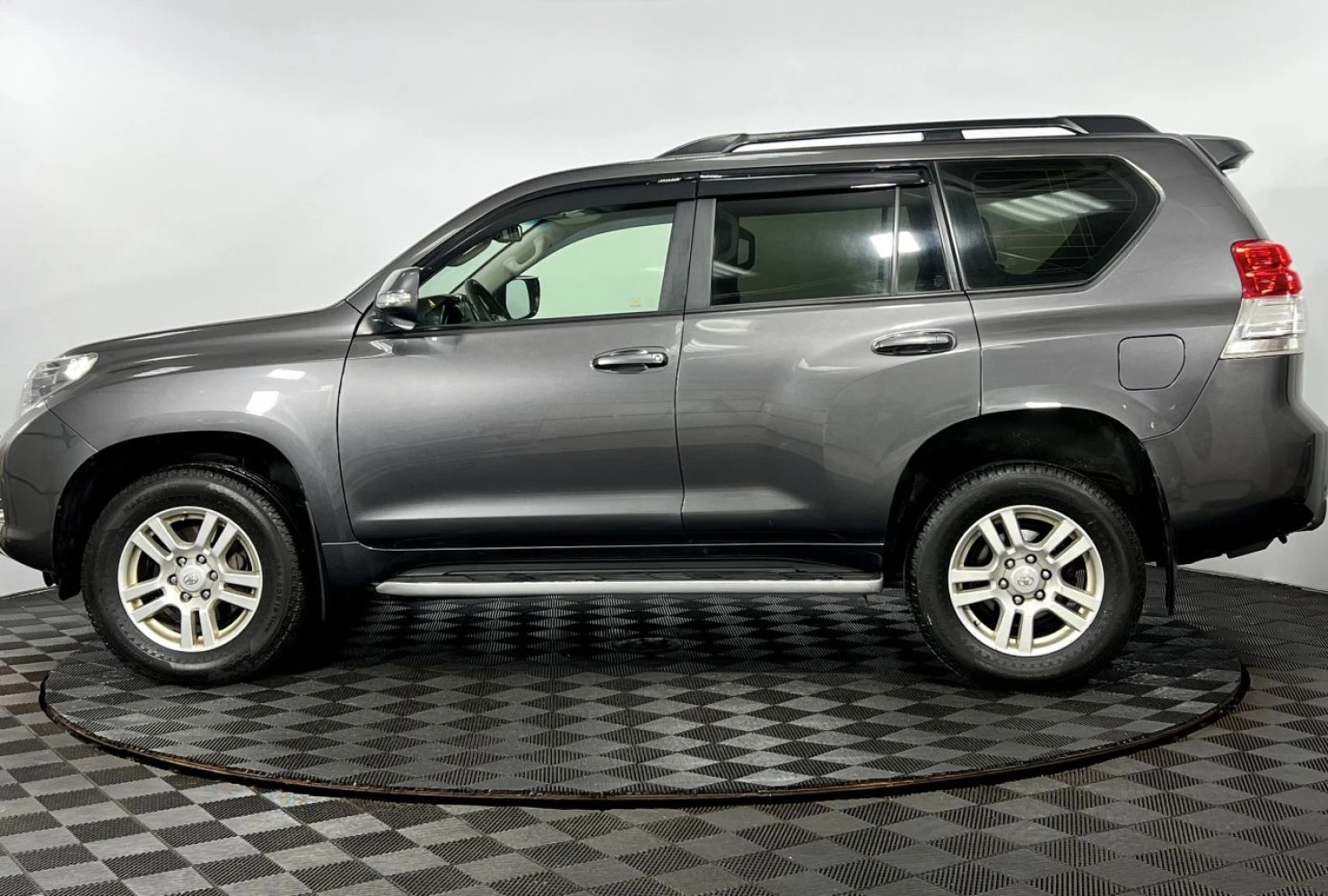 Toyota Land Cruiser Prado, 2011