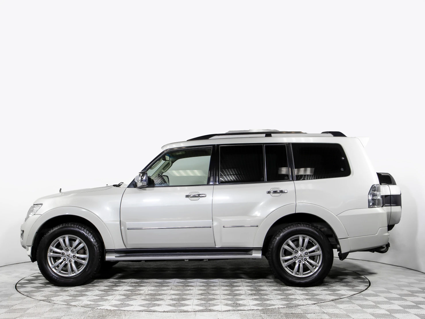 Mitsubishi PAJERO, 2019