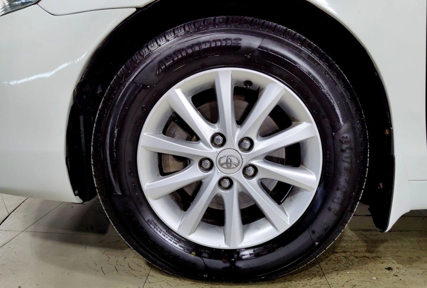 Toyota Camry, 2011