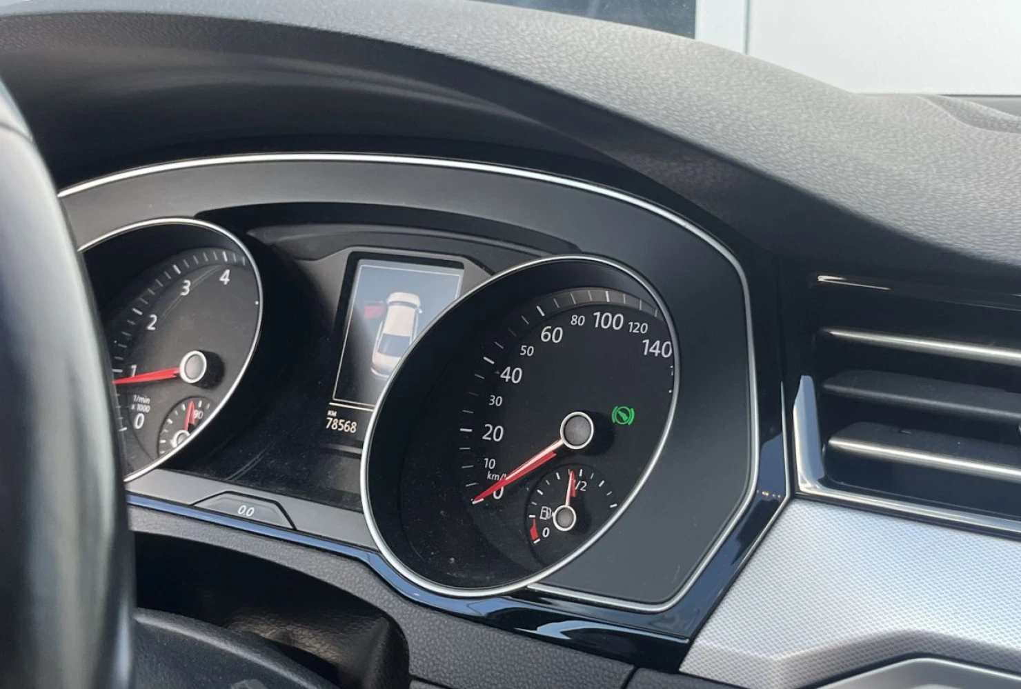 Volkswagen Passat, 2015