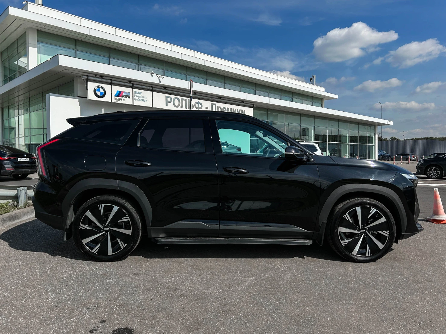 Geely Atlas, 2023