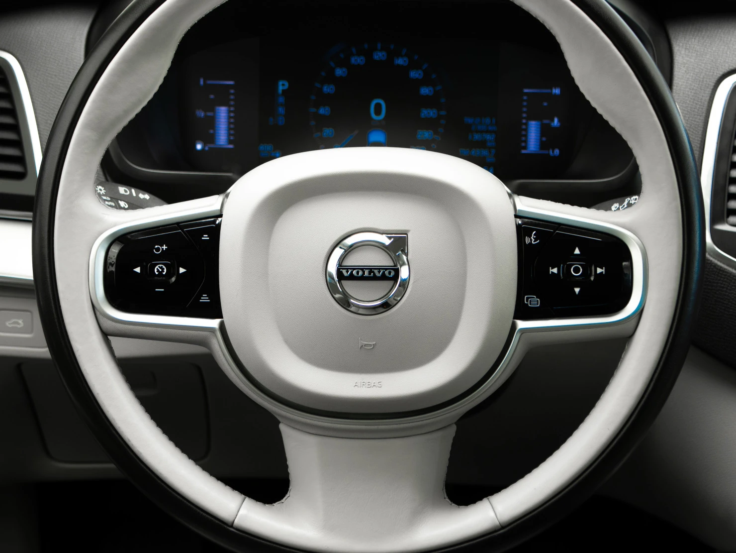 Volvo XC90, 2018
