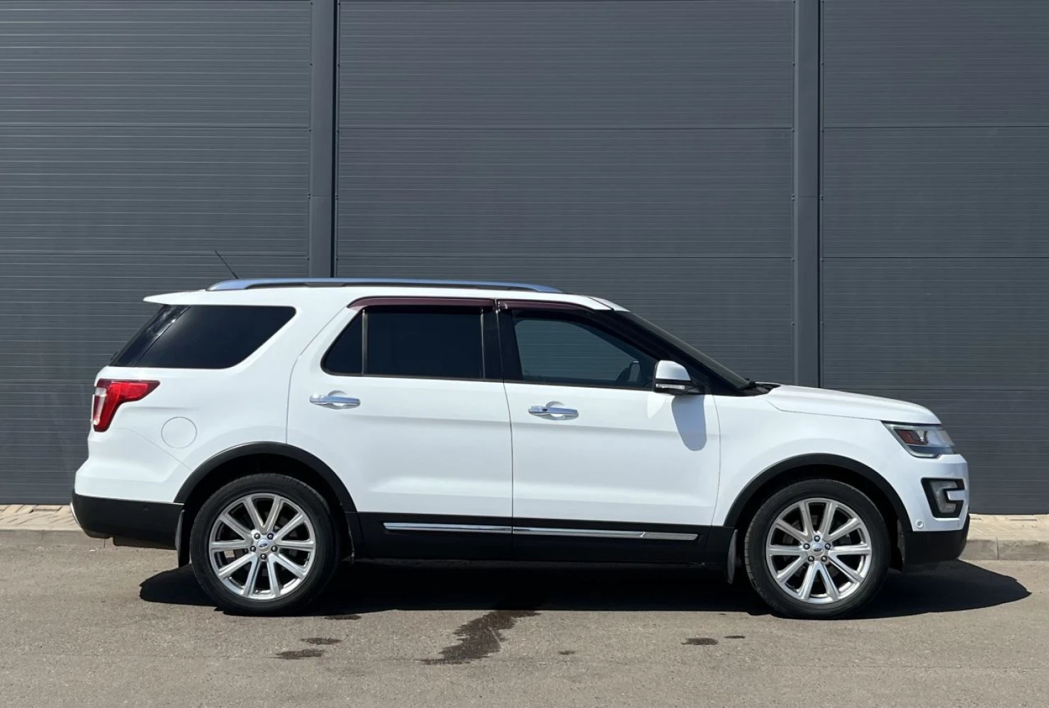 Ford Explorer, 2016