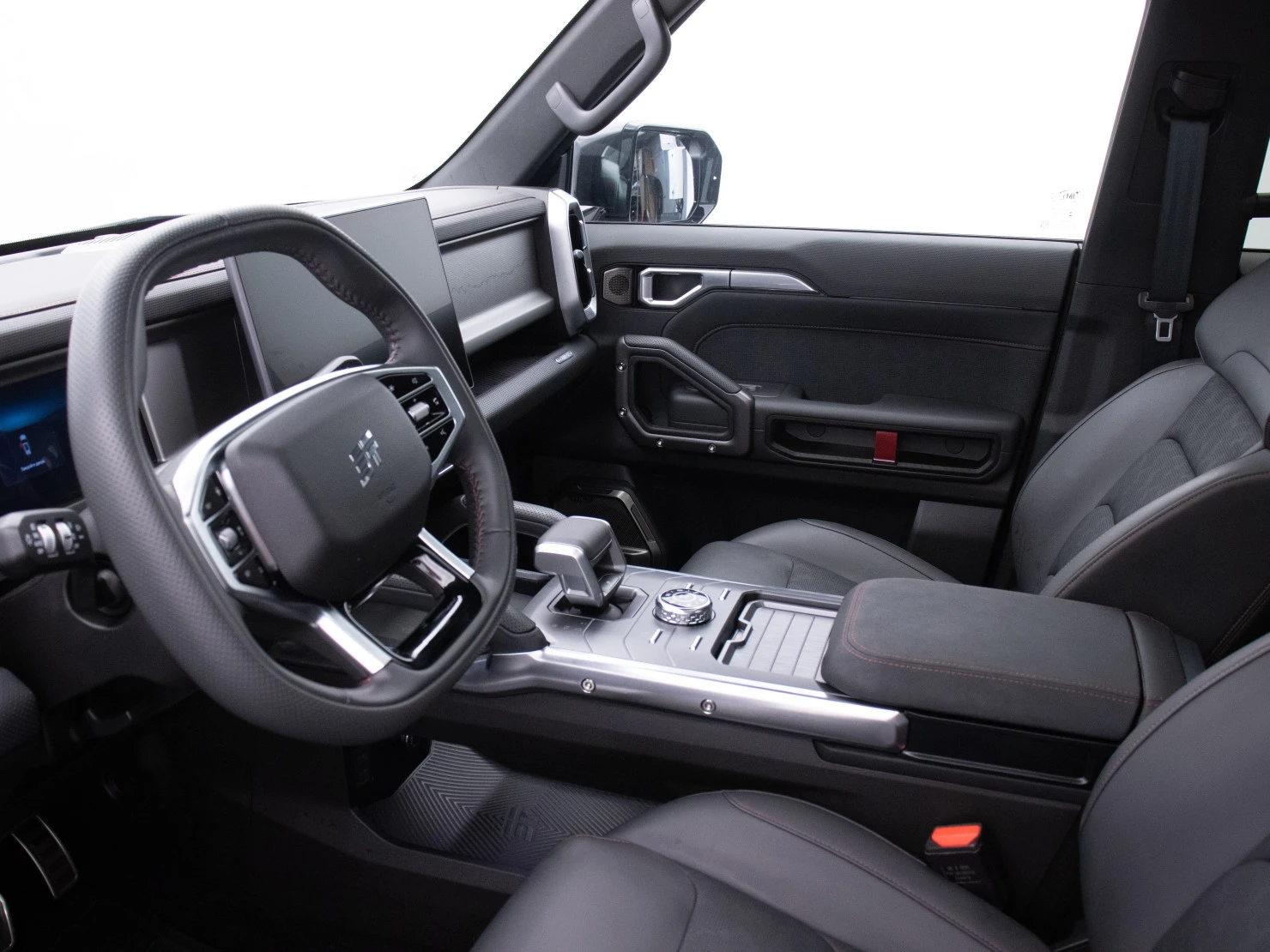 Jetour T2, 2024