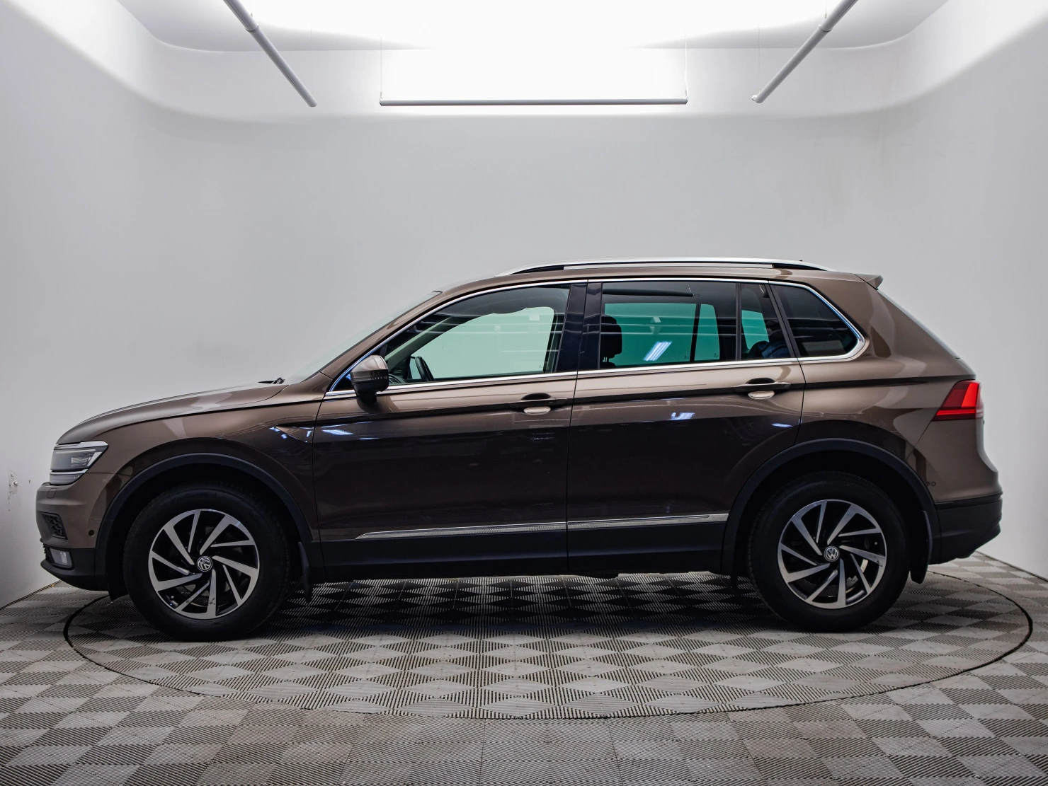 Volkswagen Tiguan, 2019