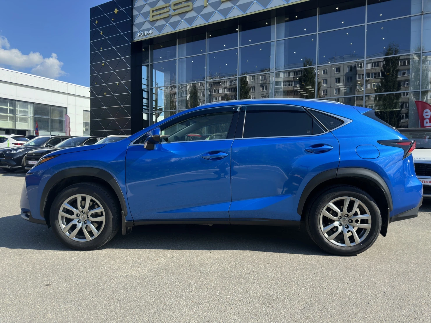 Lexus NX, 2017