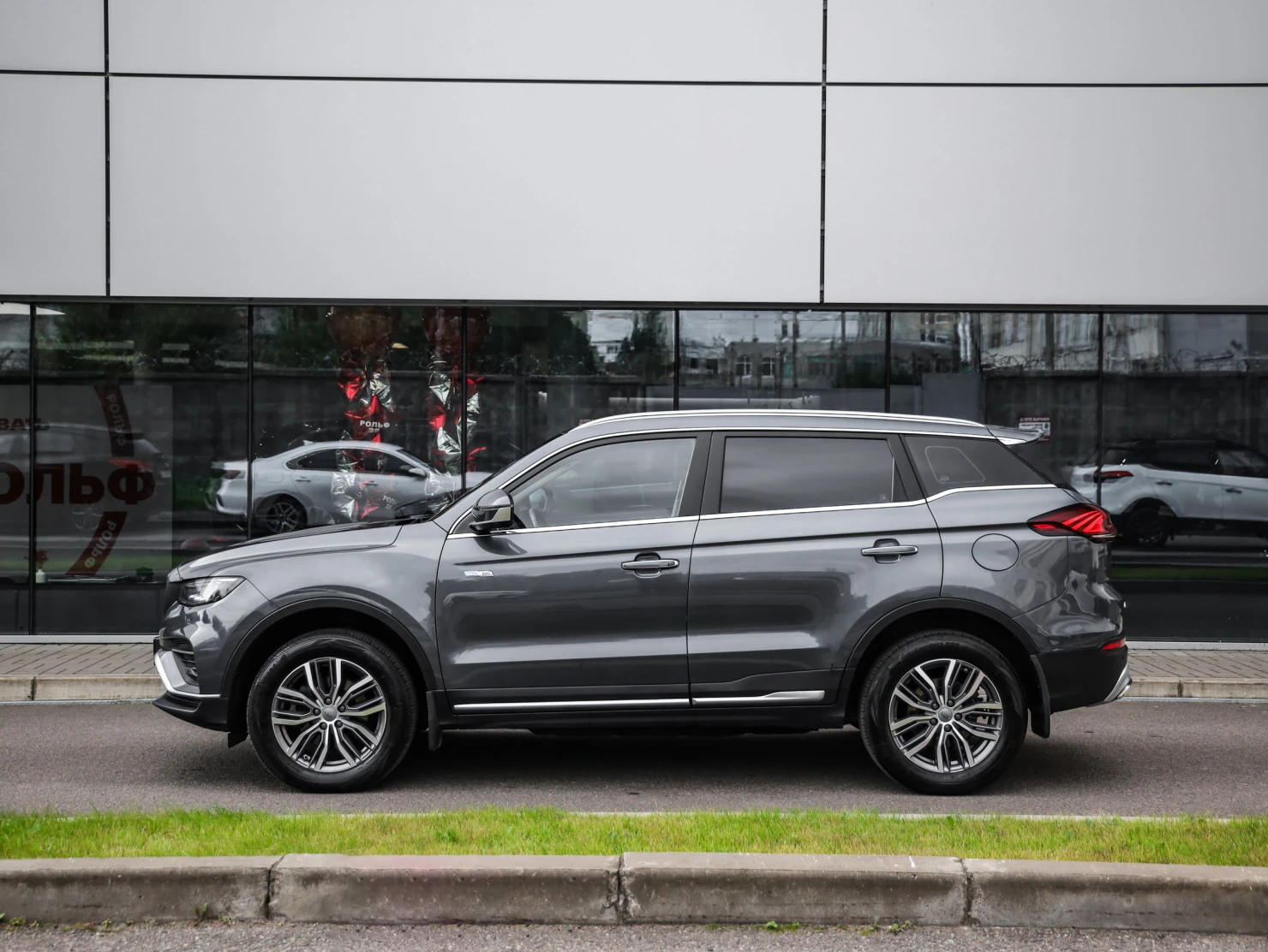 Geely Atlas Pro, 2021