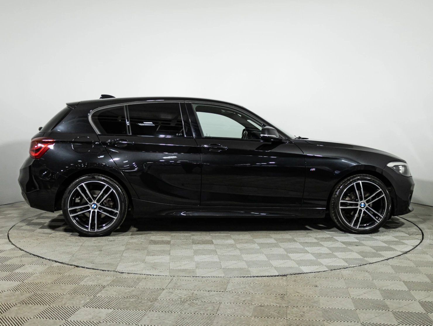 BMW 1 серии, 2018