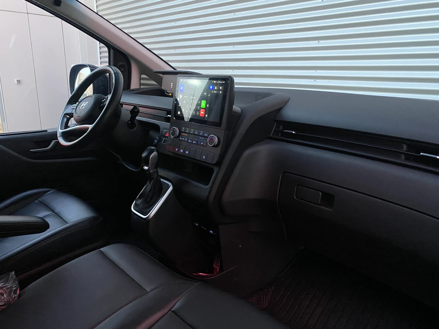 Hyundai Staria, 2021