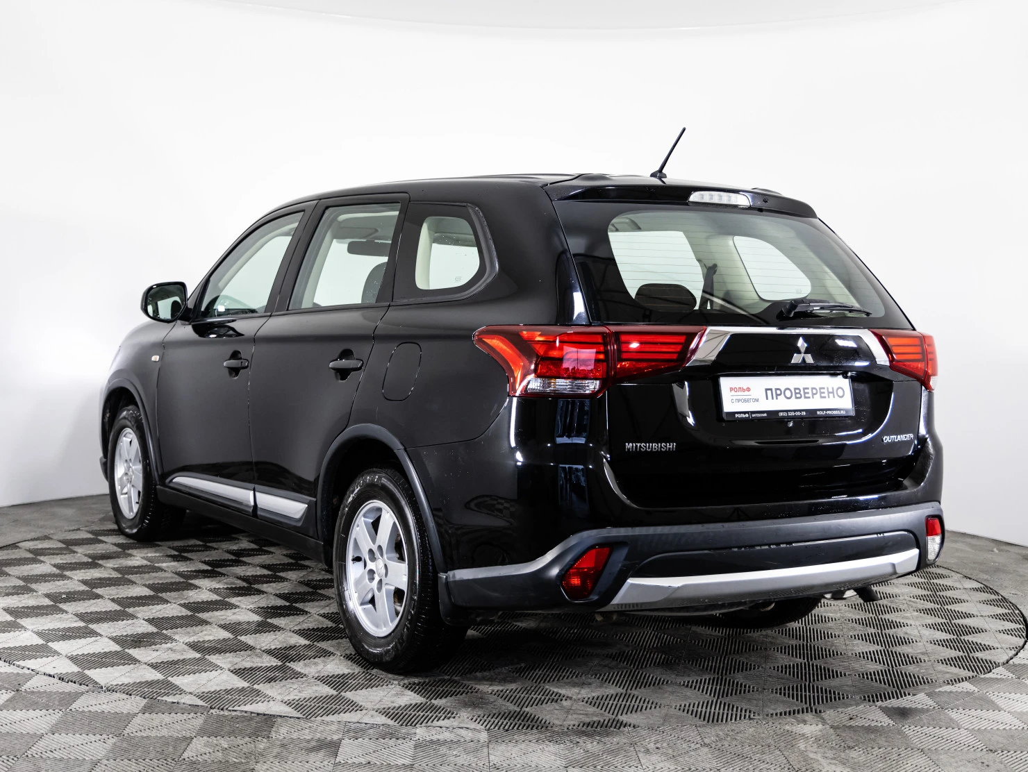 Mitsubishi OUTLANDER, 2016