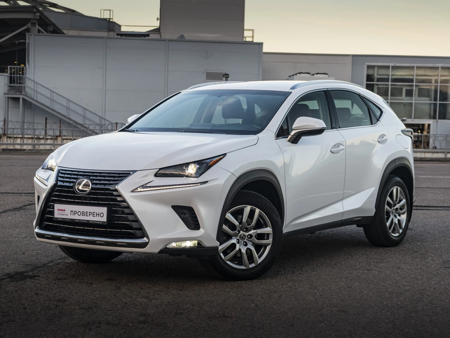 Lexus NX, 2018