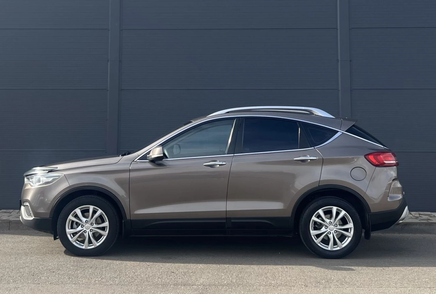 FAW Besturn X80, 2019