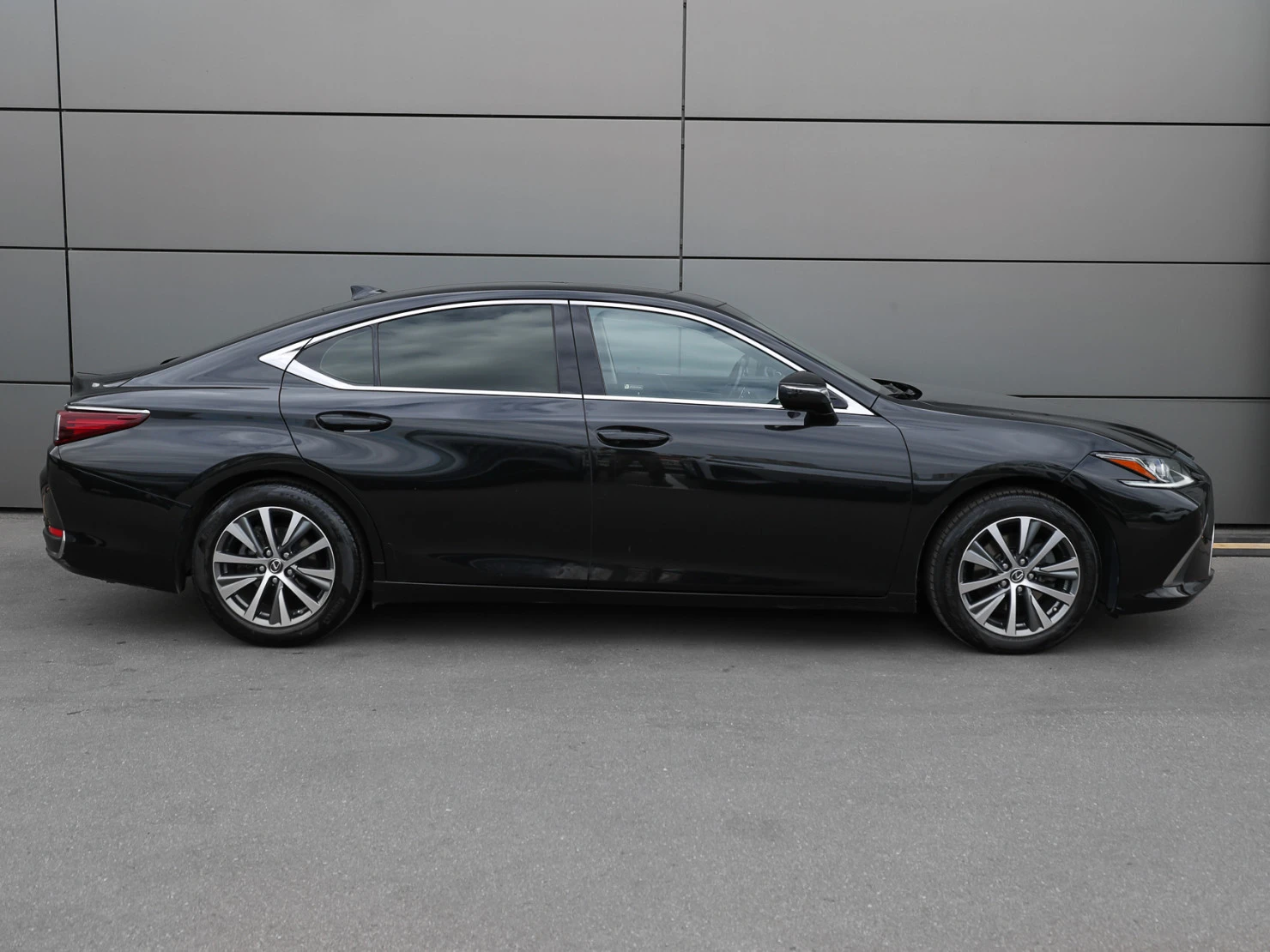 Lexus ES, 2018