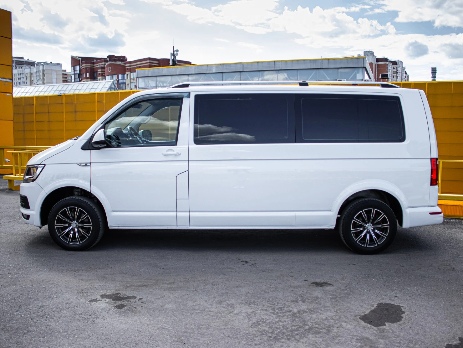 Volkswagen Caravelle, 2018