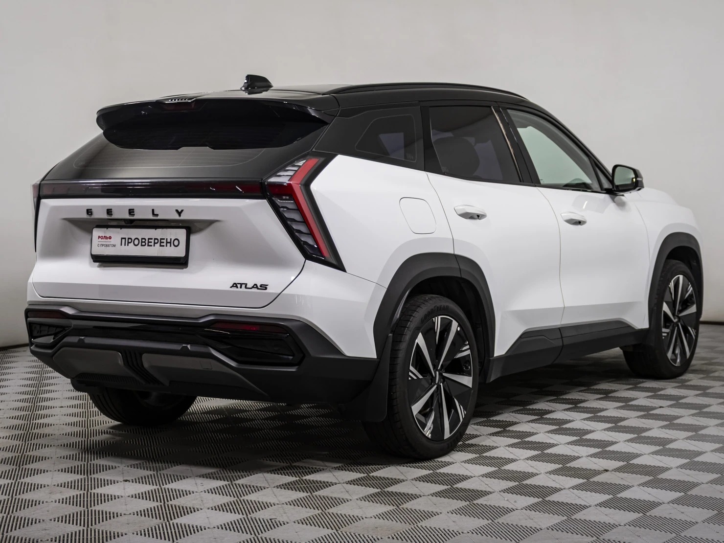 Geely Atlas, 2023