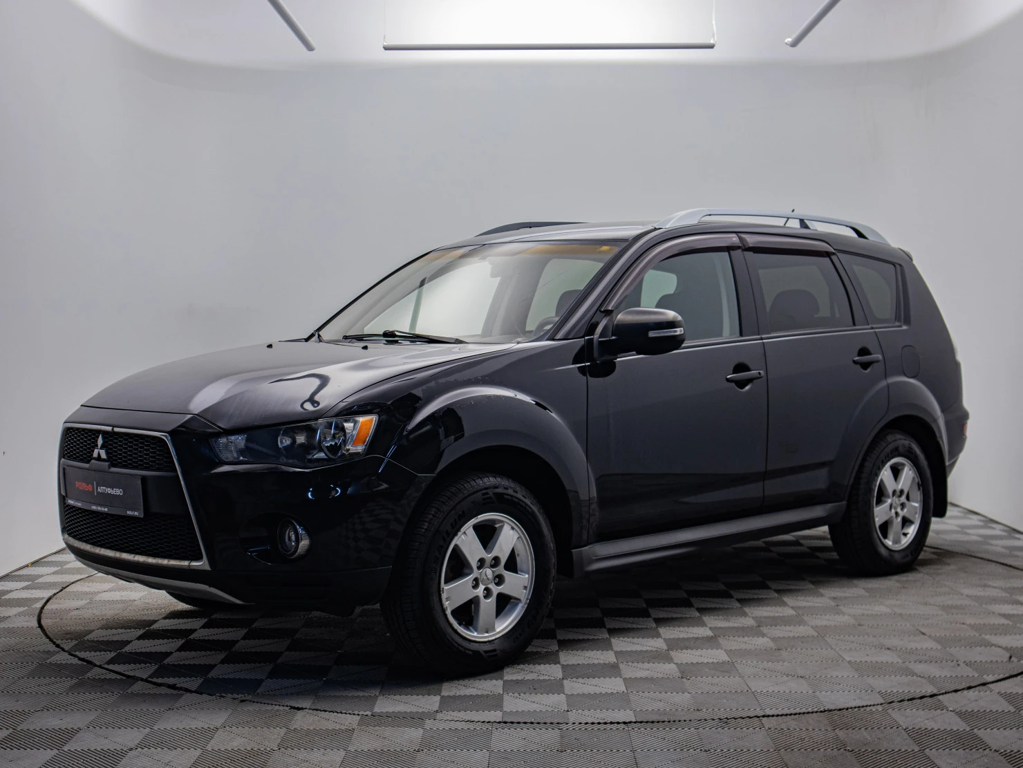 Mitsubishi OUTLANDER, 2010