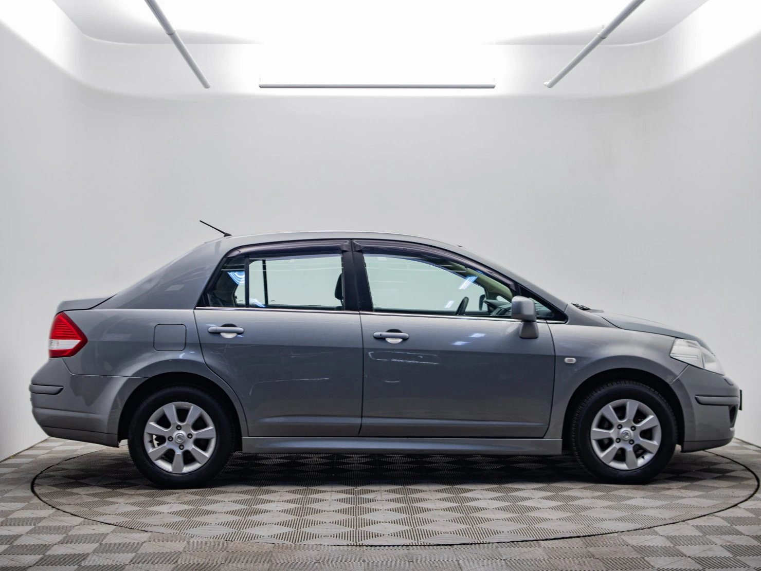 Nissan Tiida, 2012