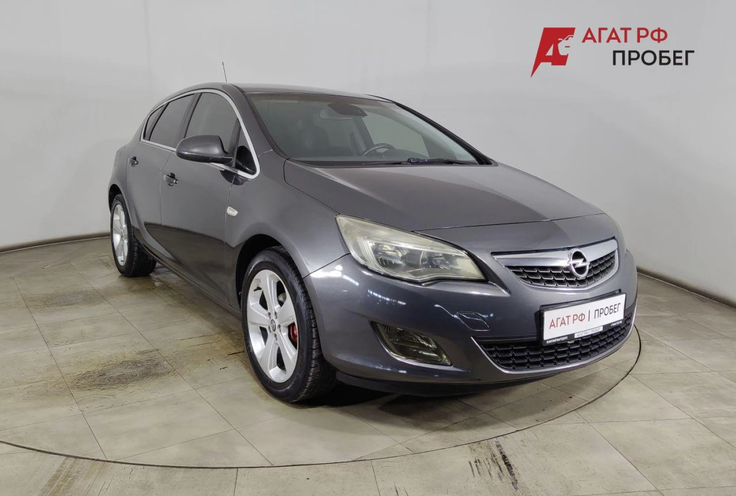 Opel Astra, 2011